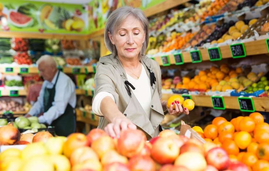 lady-picking-produce