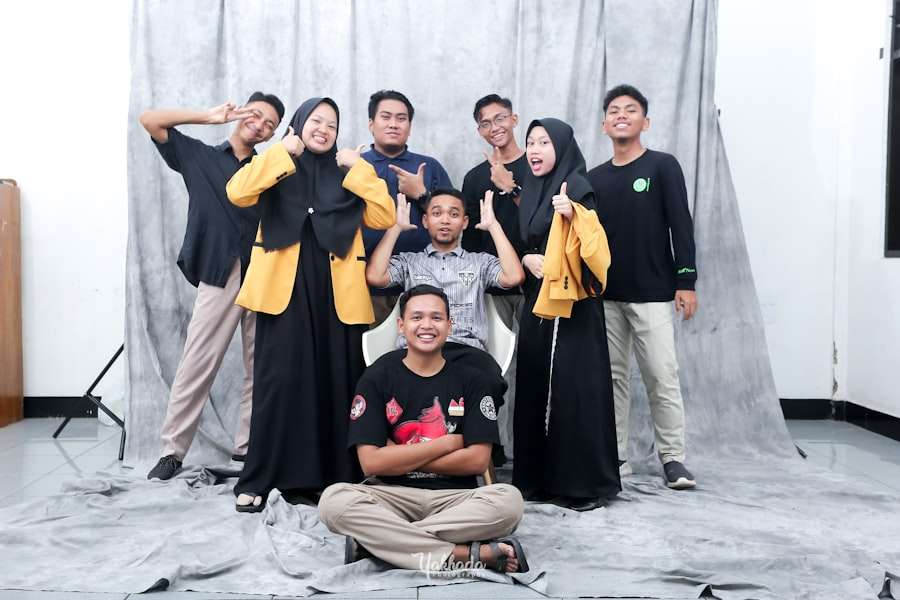 Photo Group Dynamics